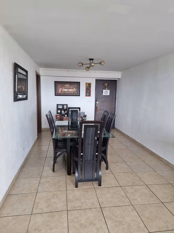 Victoria Hills. 98mts 3r 2b 1est $160,000.00