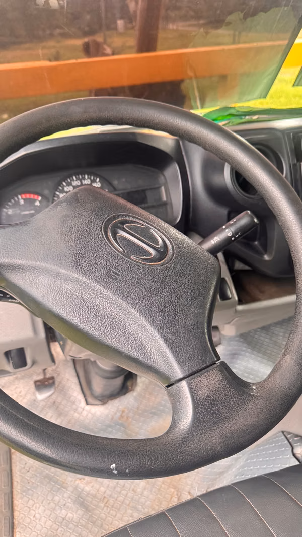 Venta de camiones Himo 300 con vagón congelado y termo king