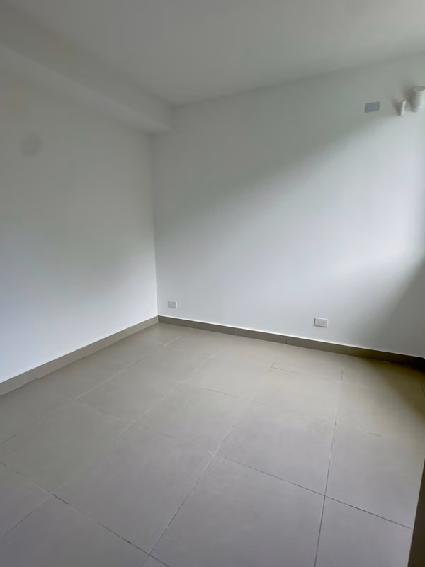 NC146 SE ALQUILA AMPLIO APARTAMENTO CON LINEA BLANCA EN ALBROOK