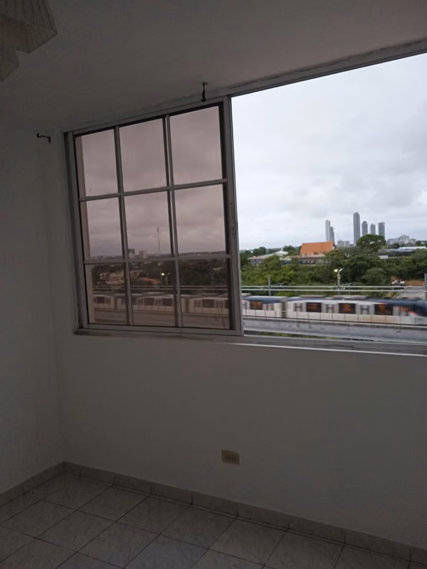 NC104 SE VENDE AMPLIO APARTAMENTO EN EL PH MYSTIC HILLS