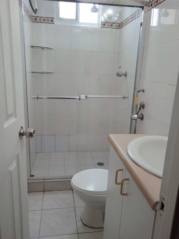 NC104 SE VENDE AMPLIO APARTAMENTO EN EL PH MYSTIC HILLS