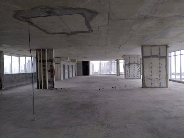 Venta de Oficina o Local Comercial en Vía Brasil PH City Mall - LH
