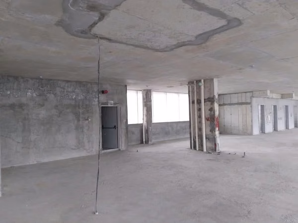 Venta de Oficina o Local Comercial en Vía Brasil PH City Mall - LH