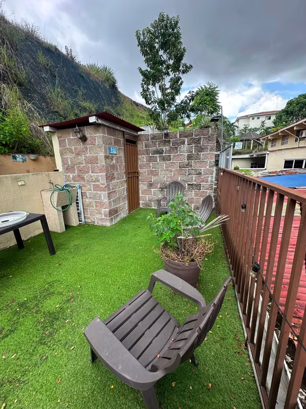 C2597 SE VENDE AMPLIA Y ESPECTACULAR CASA EN ALTOS DE PANAMA