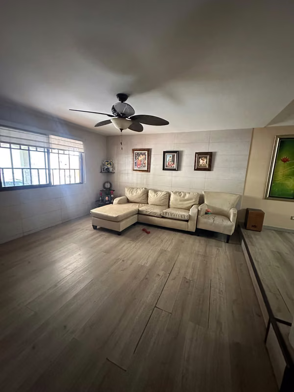 C2597 SE VENDE AMPLIA Y ESPECTACULAR CASA EN ALTOS DE PANAMA