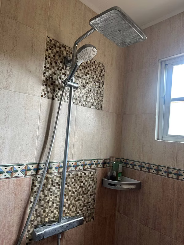 C2597 SE VENDE AMPLIA Y ESPECTACULAR CASA EN ALTOS DE PANAMA