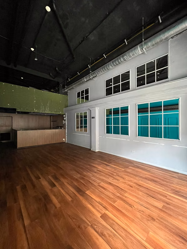 NC115 IS RENTED COMMERCIAL PREMISES OLD TOWN