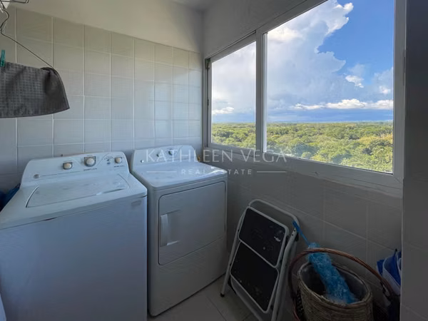 Apartamento en alquiler de playa amoblado en P.H. Patricia Italia, en Farallón