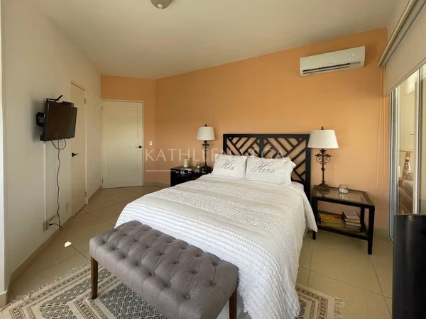 Apartamento en alquiler de playa amoblado en P.H. Patricia Italia, en Farallón