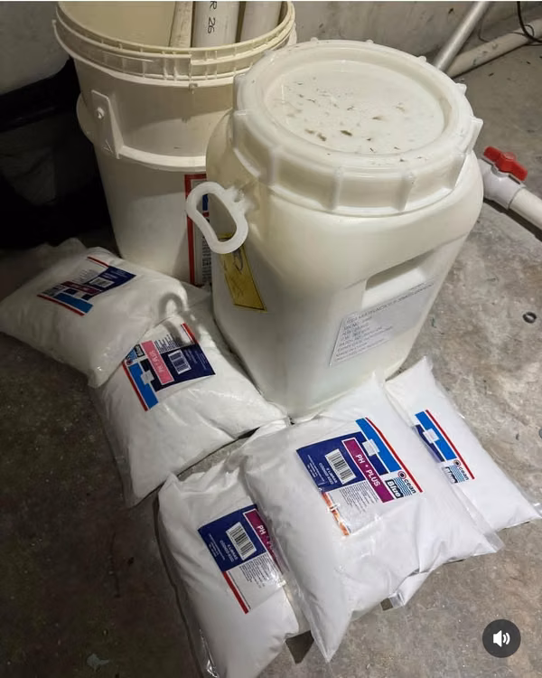 Multifunction Chloro Tanks for swimming pools