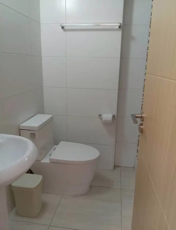 Apartment is rented in the Acacias