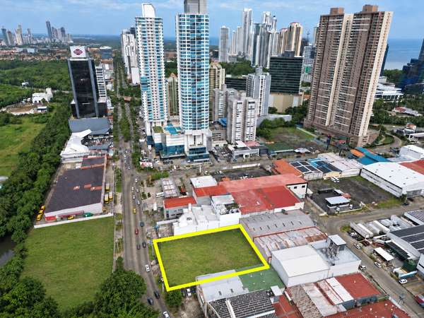 Commercial Land for Sale in Costa del Este, 2,160 m²