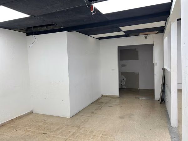 ALQUILO LOCAL COMERCIAL EN VÍA TRANSÍSTMICA – 140 M² | $1,400
