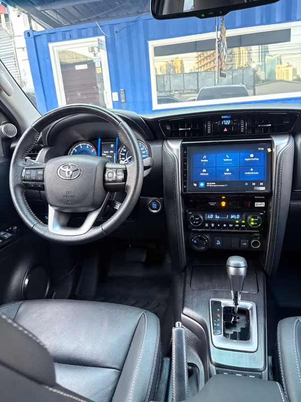Toyota Fortuner 2025 Full extra