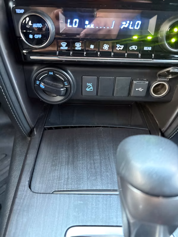 Toyota Fortuner 2025 Full extra
