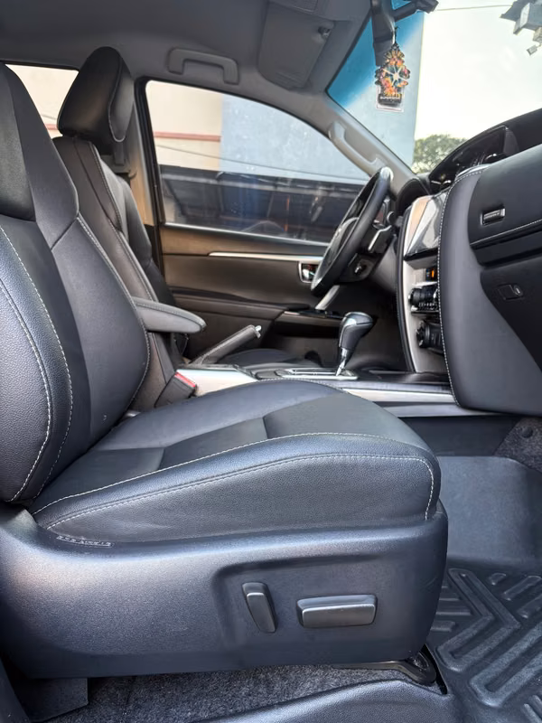 Toyota Fortuner 2025 Full extra