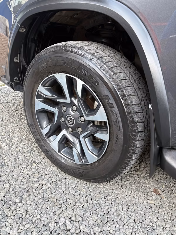 Toyota Fortuner 2025 Full extra