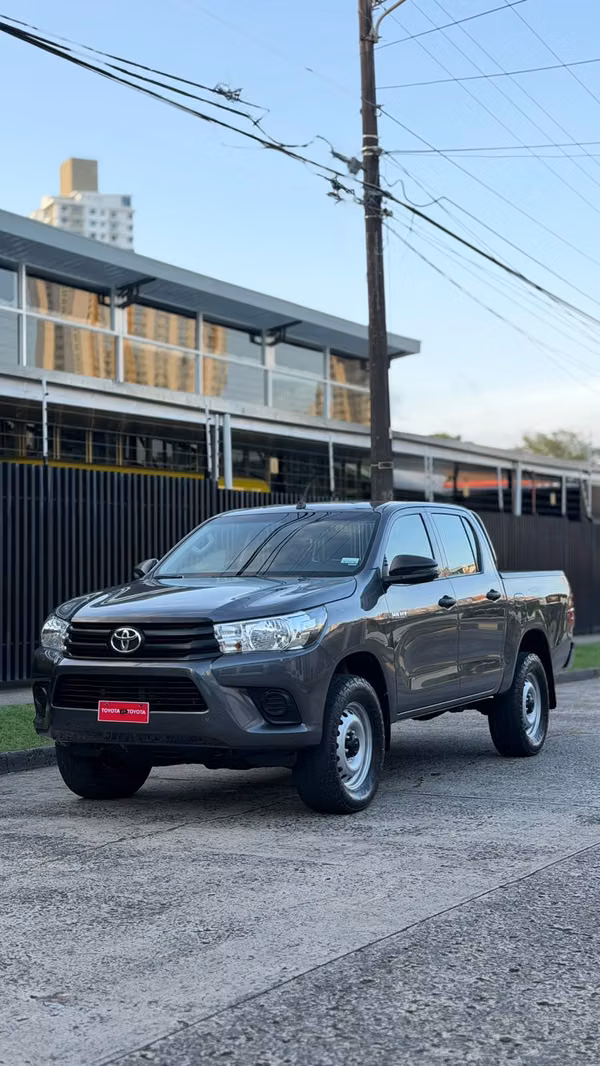 Toyota Hilux 2023 Manual