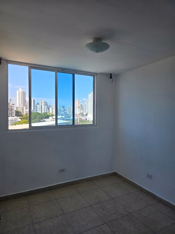RENTAL APARTMENT IN VIA SPAIN, 2 BEDROOMS, ONLY A / C, 80M2.