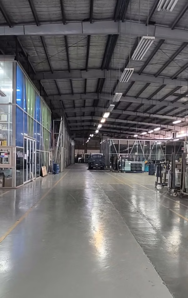 Se Vende Súper Galera ideal para establecer Centro Logístico Internacional