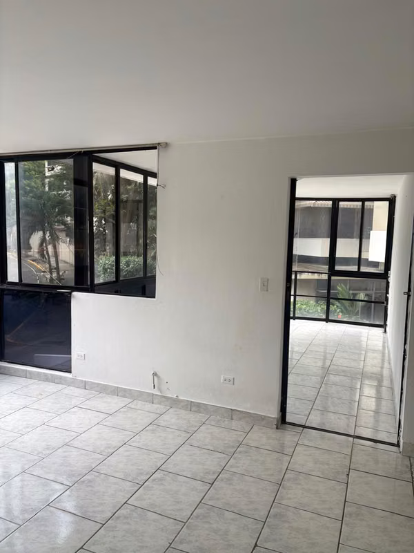 Venta Apartamento en El Cangrejo, Ph Aranjuez, Panamá. MAR27-2409