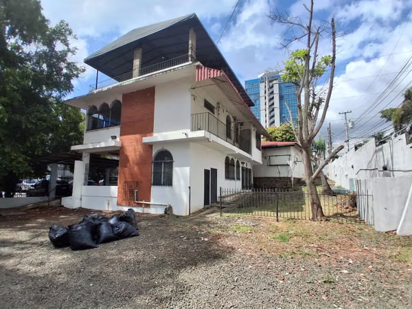 Coco del Mar House, 750mts, 4 offices, $1,800,000 neg