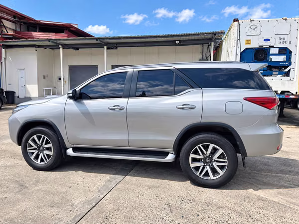 Toyota Fortuner 2018 2.7L Automática – 1 Solo Dueño
