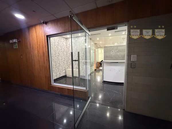 Venta oficina en Marbella PARA INVERSION