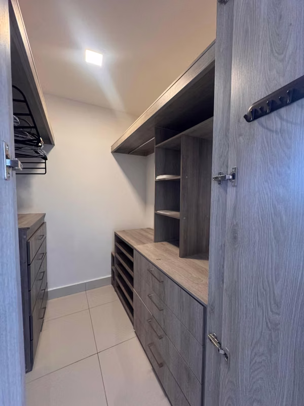 ALQUILER DE APARTAMENTO AMOBLADO | CARRASQUILLA  I SAN FRANCISCO
