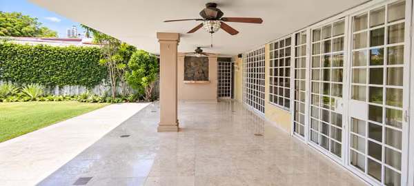 CASA EN VENTA EN EL CARMEN, BELLA VISTA – US$830,000