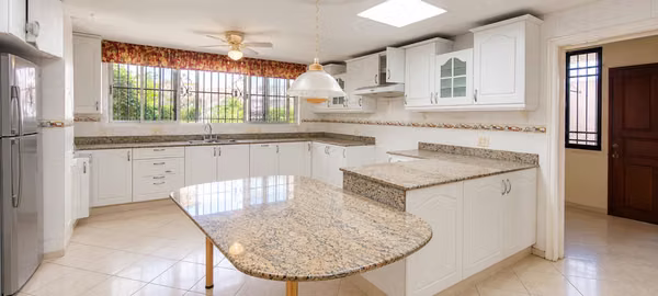 CASA EN VENTA EN EL CARMEN, BELLA VISTA – US$830,000