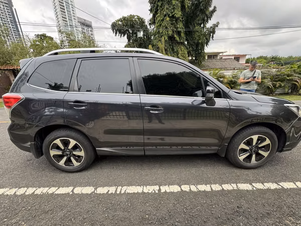 SUBARU FORESTER 2017 · AWD X-MODE · PORTÓN ELÉCTRICO · CÁMARA · 91 MIL KM MC009