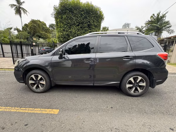 SUBARU FORESTER 2017 · AWD X-MODE · PORTÓN ELÉCTRICO · CÁMARA · 91 MIL KM MC009