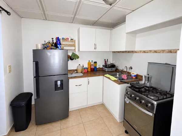 SE VENDE CASA EN PEDREGAL - RESIDENCIAL PACIFIC PLACE - CON PUERTA DE SEGURIDAD - $153,000.00