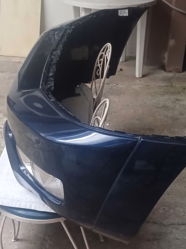 4RUNNER FRONT DEFENCE AS NEW