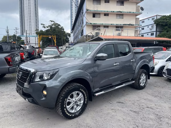 NISSAN FRONTIER 2024 MANUAL 4X4