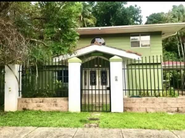 Melissa Foster Luxury Beautiful Rental House in Clayton MFR2169