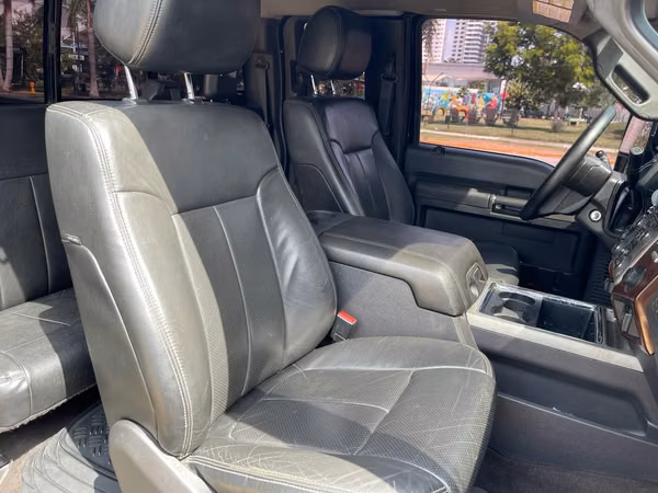 Ford F-250 Super Duty Lariat 2016 - 6.7L V8 Turbo Diésel - Impresionante Estado