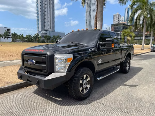 Ford F-250 Super Duty Lariat 2016 - 6.7L V8 Turbo Diésel - Impresionante Estado