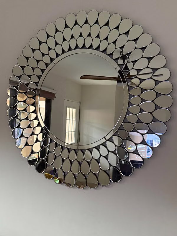 Decorative mirror for living room