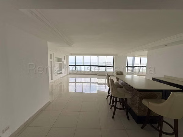 4 bedroom apartment for rent - Av. Balboa, Princess of the Sea Building