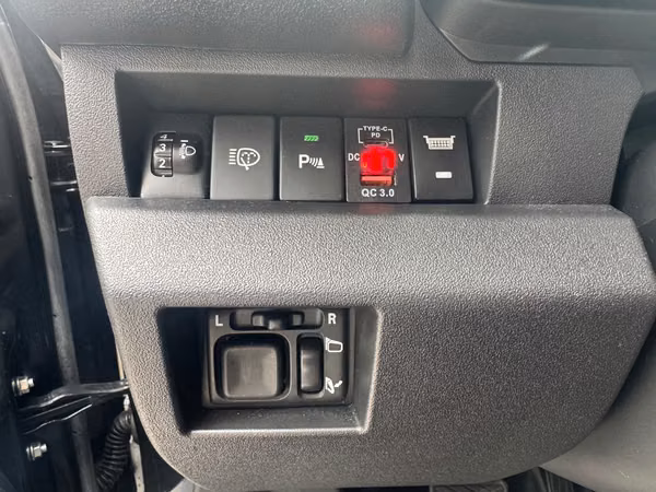 SUZUKI JIMNY 2025