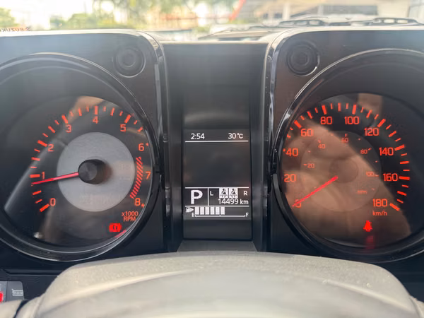 SUZUKI JIMNY 2025