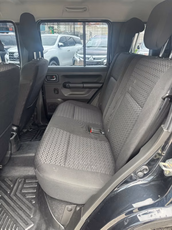 SUZUKI JIMNY 2025