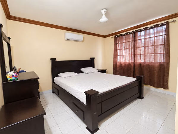 Se Vende casa en Castilla de Oro Condado del Fey