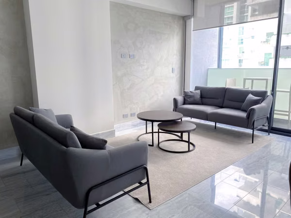 RENTAL APARTMENT IN BEAUTIFUL VIEW PH NUOVO ARMANI