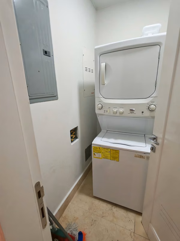 Alquiler de lujo en el YOO Panamá – Unidad de 1 Habitación con Diseño Contemporáneo