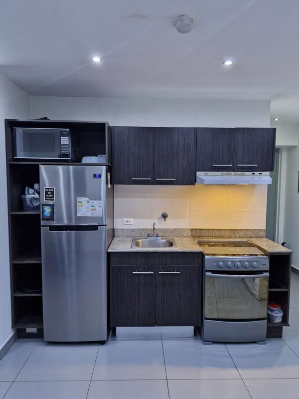 APARTAMENTO AMOBLADO EN ALQUILER – PH COLORES DE BELLAVISTA