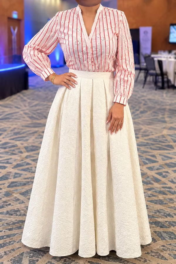 Elegant long skirt ivory FREEMARKE Fashion brand American L-size running small
