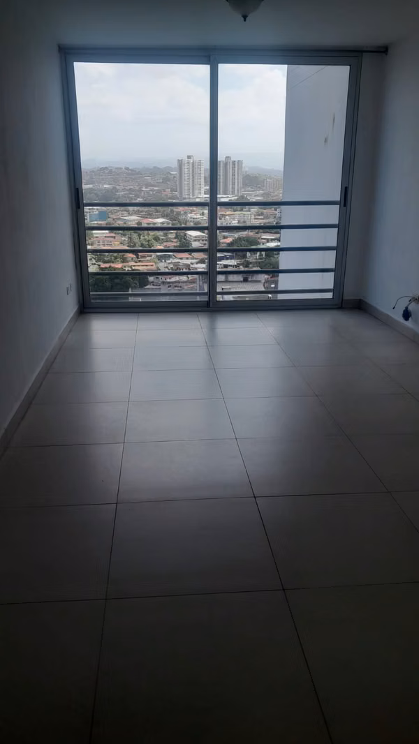 Venta de Apartamento en Parue Lefevre Ph Arenas Park